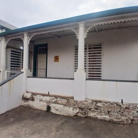 25  m² Commercial space