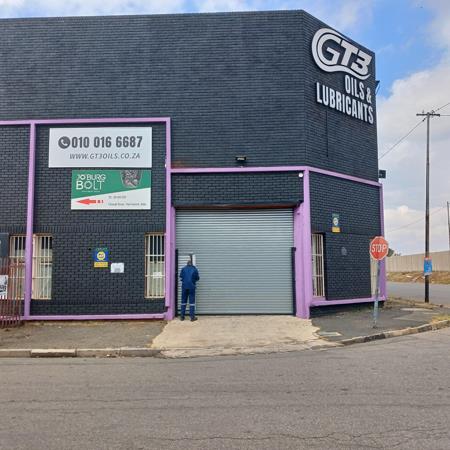 363  m² Industrial space