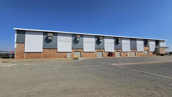 2 700 m² Industrial space