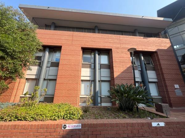 579  m² Office Space