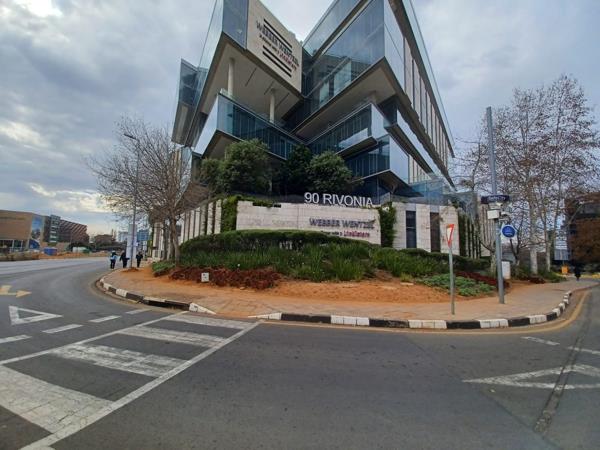 893 m² Office Space
