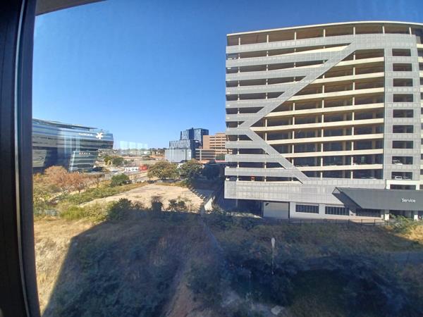 1 827 m² Office Space