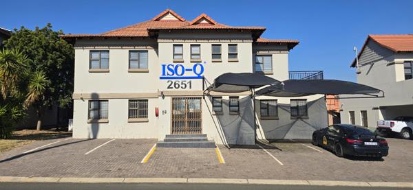 404  m² Office Space