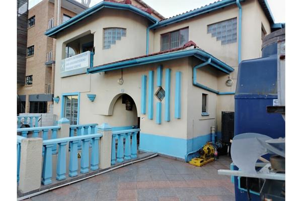 491 m² Commercial space