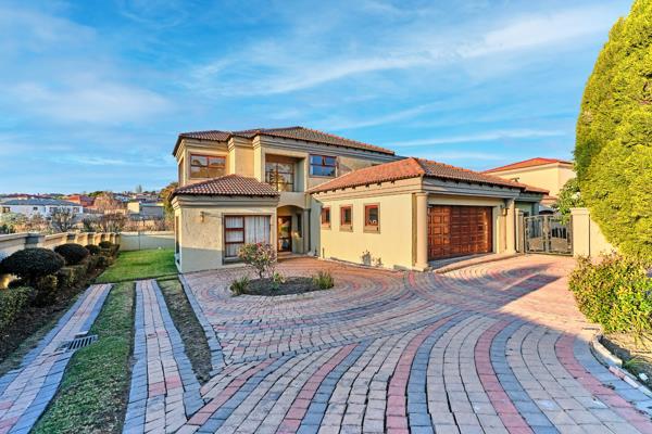 6 Bedroom House