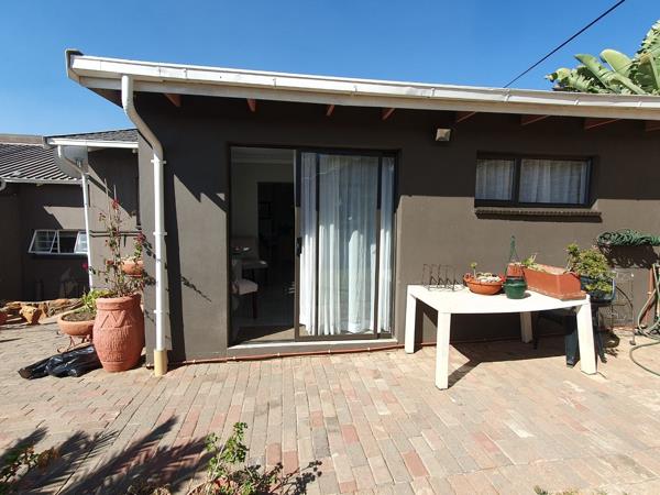 2 Bedroom Garden Cottage