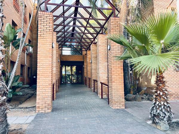 2 853  m² Office Space