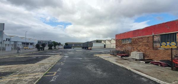 5 685  m² Industrial space