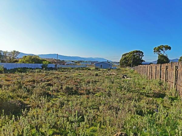 1 487 m² Land