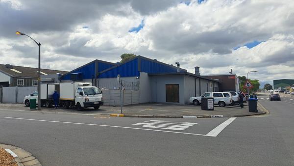 773  m² Industrial space