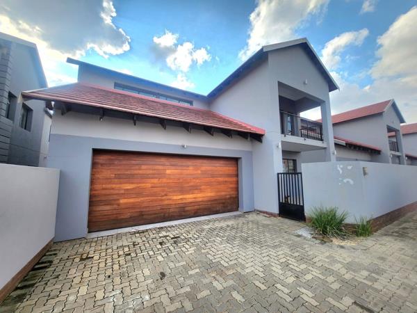 4 Bedroom Townhouse