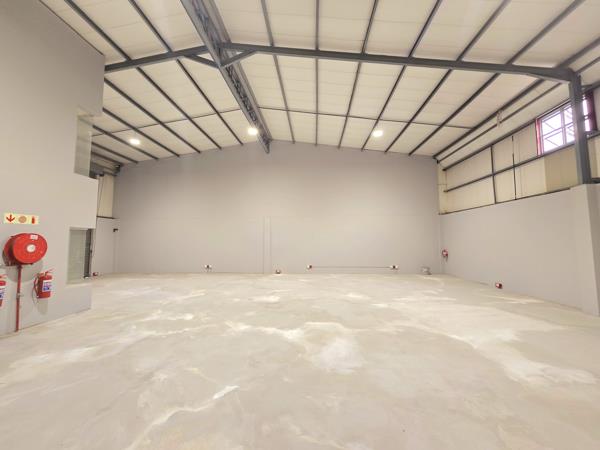 307  m² Industrial space