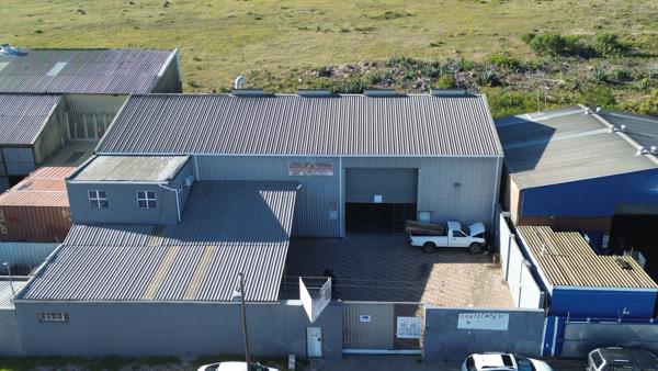 816  m² Industrial space