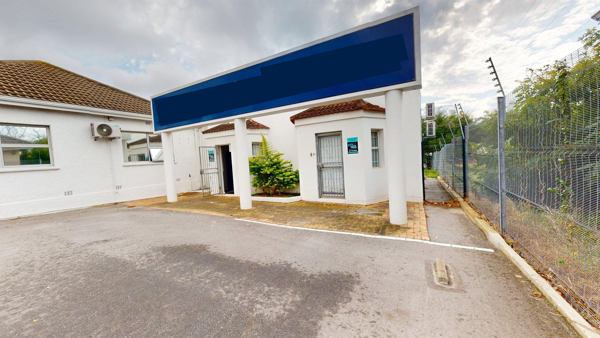 88  m² Commercial space