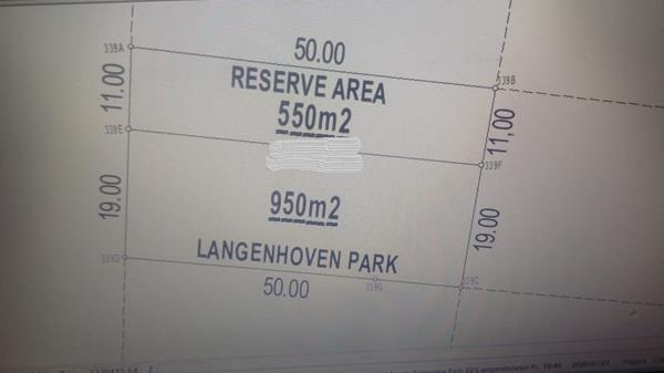 550 m² Land