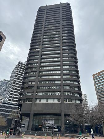 174  m² Commercial space