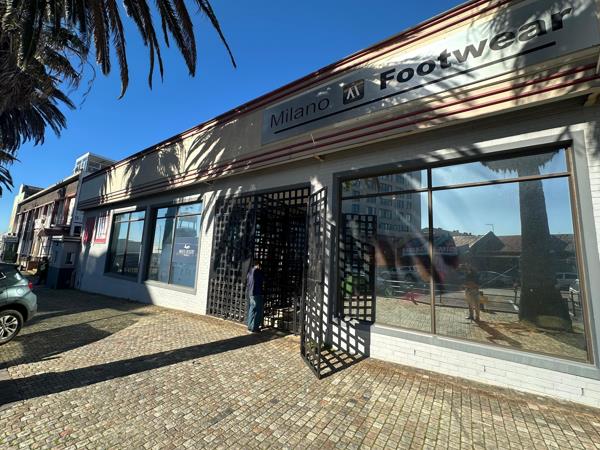 115  m² Retail Space