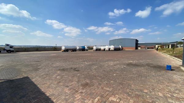617 m² Industrial space