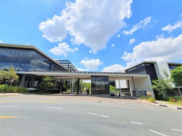 350  m² Commercial space