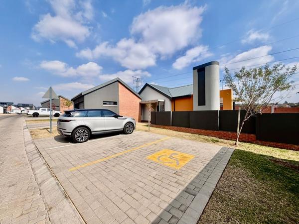 4 Bedroom Townhouse