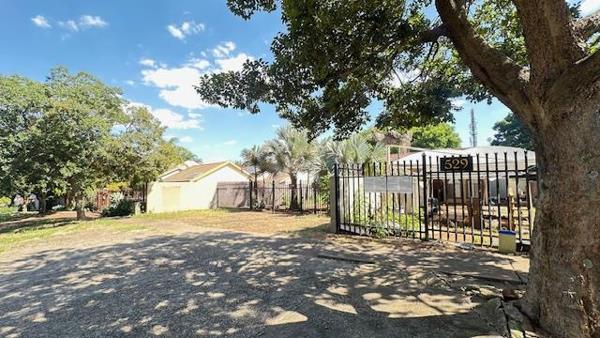 342  m² Commercial space