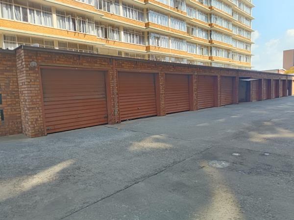 3.5 Bedroom Apartment