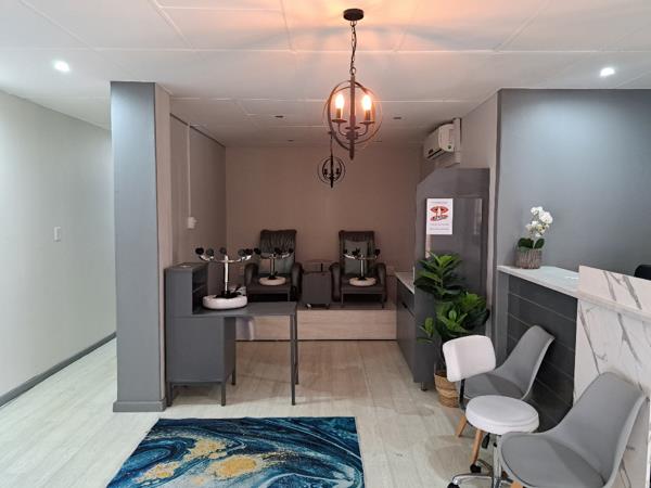 74  m² Office Space