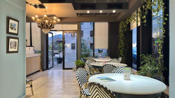 60 m² Commercial space