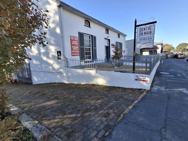 200  m² Commercial space