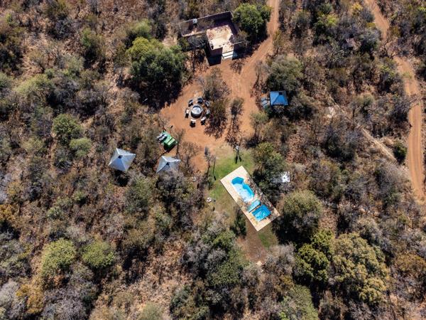 1 000  m² Commercial space