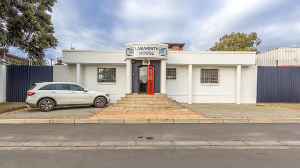 111  m² Office Space