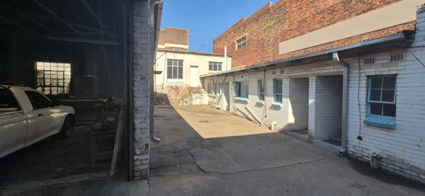 580  m² Industrial space