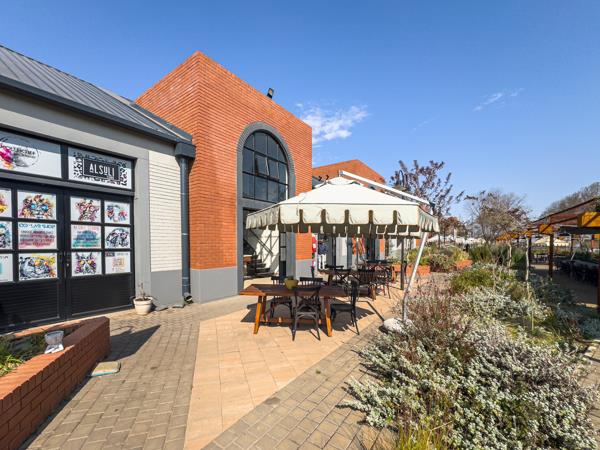 43  m² Commercial space