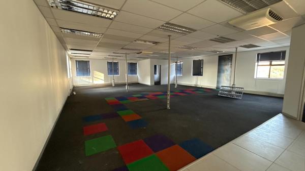 270  m² Commercial space