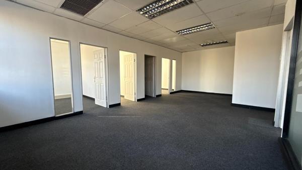 137  m² Commercial space