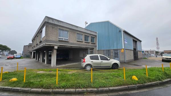 274  m² Industrial space