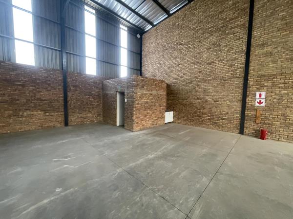 515  m² Industrial space