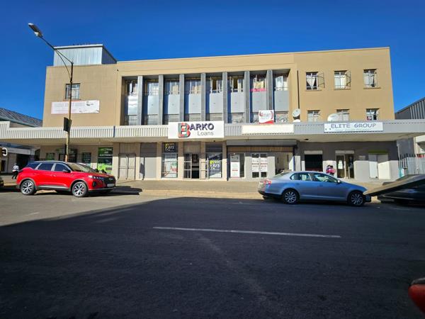 95  m² Retail Space