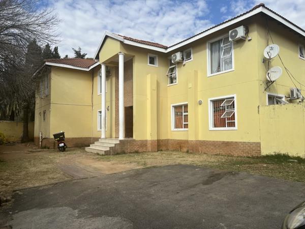 15 Bedroom House