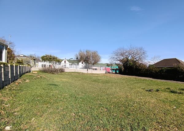 529 m² Land