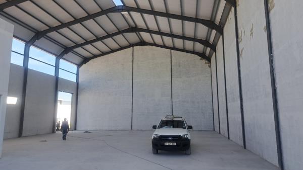 616  m² Industrial space