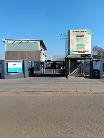 9 500  m² Industrial space