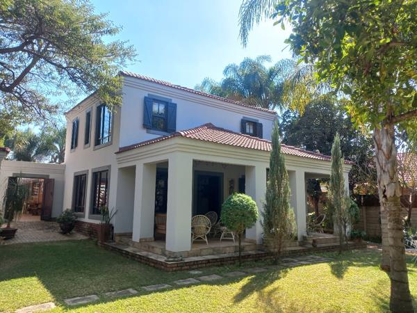 5 Bedroom House