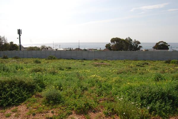 339 m² Land