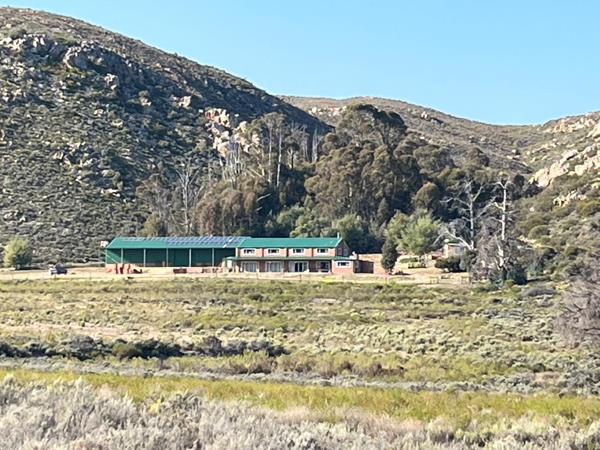148.3 ha Farm