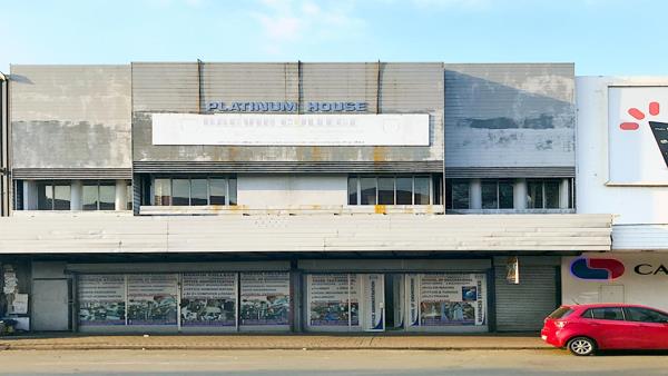 924  m² Retail Space