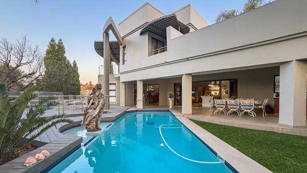 6 Bedroom House