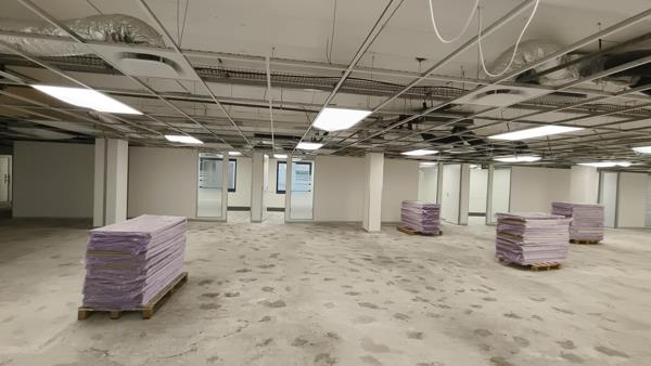 2 760 m² Office Space