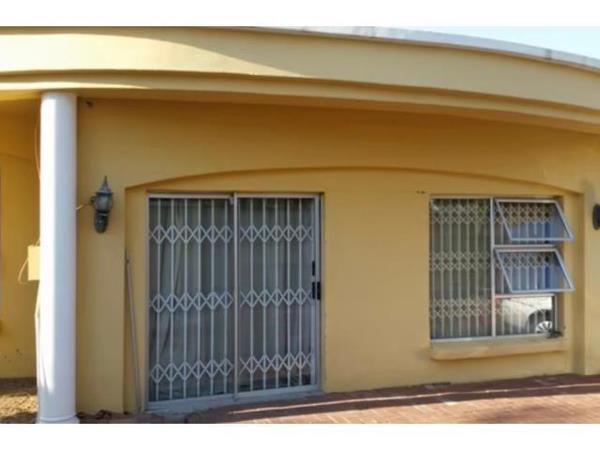 2 Bedroom Garden Cottage