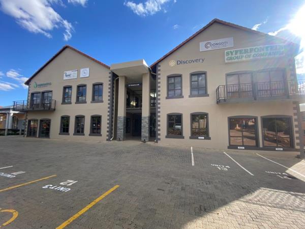 131  m² Commercial space